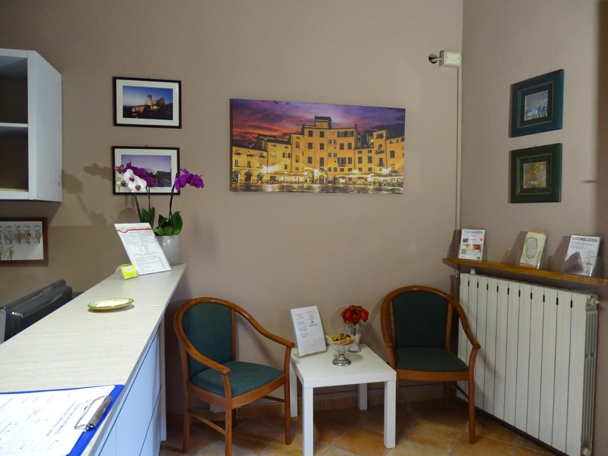Affittacamere Arancio Lucca Bagian luar foto