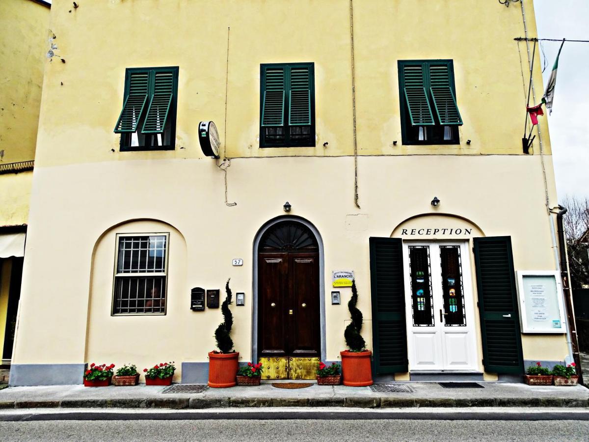 Affittacamere Arancio Lucca Bagian luar foto